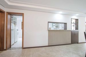 Image 37 - 125015