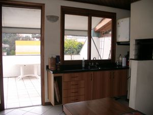 Image 6 - 125689