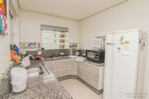 Image 10 - 125741