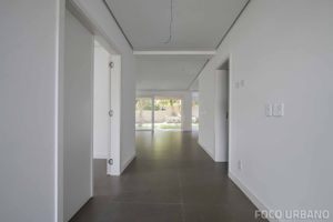 Image 6 - 125800