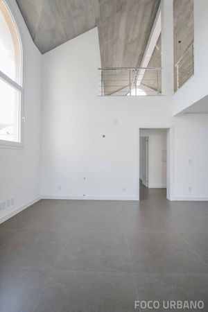 Image 26 - 125800
