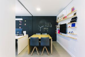 Image 21 - 126401