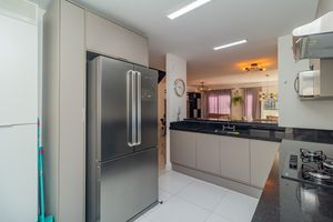 Image 10 - 126666