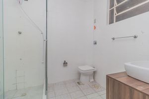 Image 4 - 126817