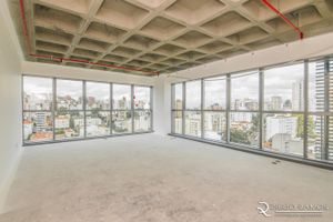 Image 16 - 12700