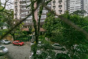 Image 19 - 127217