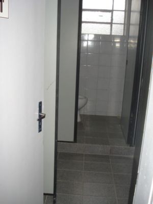 Image 7 - 12749
