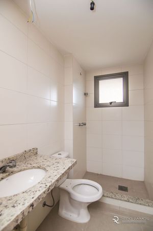 Image 40 - 127723