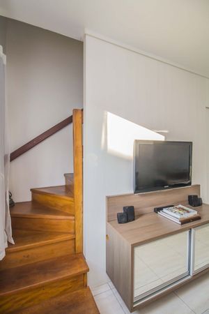 Image 4 - 128218