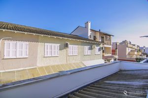 Image 16 - 128225