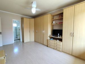 Image 15 - 128788