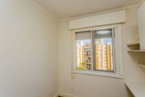 Image 13 - 12948