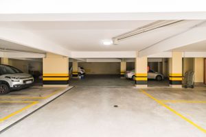 Image 30 - 129988