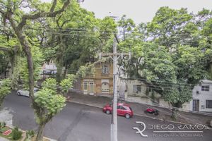 Image 10 - 130030