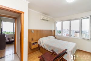 Image 19 - 130170