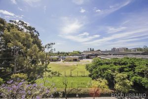 Image 8 - 130301