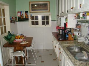 Image 6 - 130305