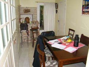 Image 3 - 130305