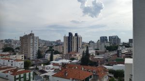 Image 17 - 130307