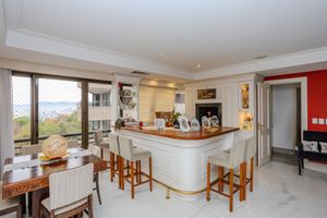 Image 11 - 13058