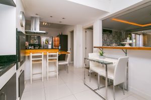 Image 8 - 131526