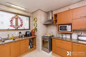Image 16 - 131585