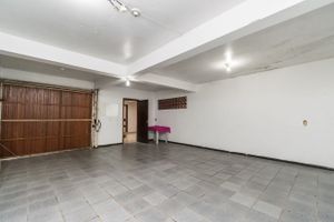 Image 18 - 132005