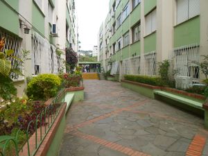 Image 40 - 132302