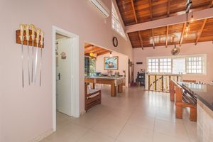 Image 9 - 132548
