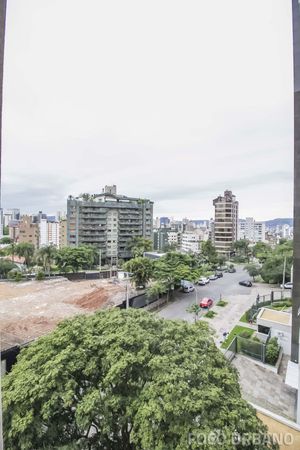 Image 33 - 132613
