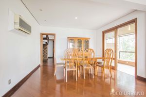 Image 9 - 132699