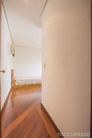 Image 17 - 132699