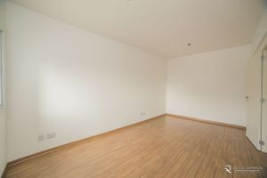 Image 17 - 132783