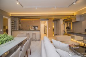 Image 6 - 132871