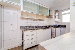 Image 17 - 133051