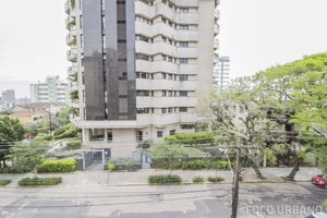 Image 9 - 133052