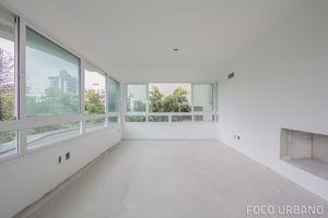 Image 4 - 133330