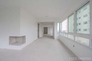 Image 6 - 133330
