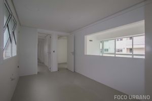 Image 27 - 133330
