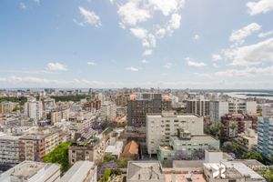 Image 17 - 133928