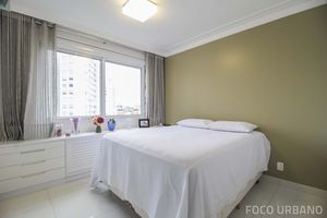 Image 17 - 134095