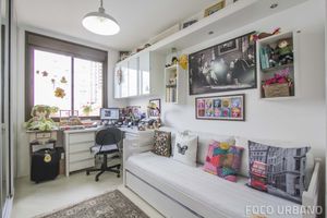 Image 8 - 134270