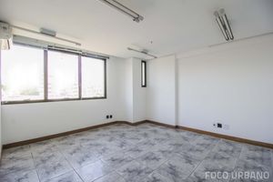 Image 25 - 134735