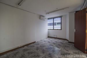 Image 38 - 134735