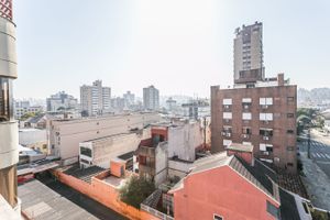 Image 19 - 134906