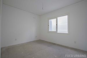 Image 12 - 134977