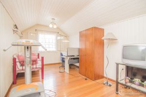 Image 19 - 135014