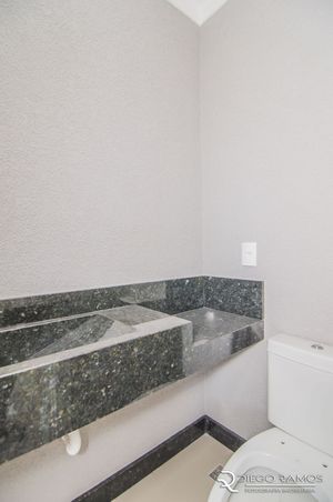 Image 60 - 135018