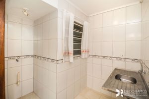 Image 19 - 135146