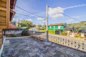 Image 17 - 135242